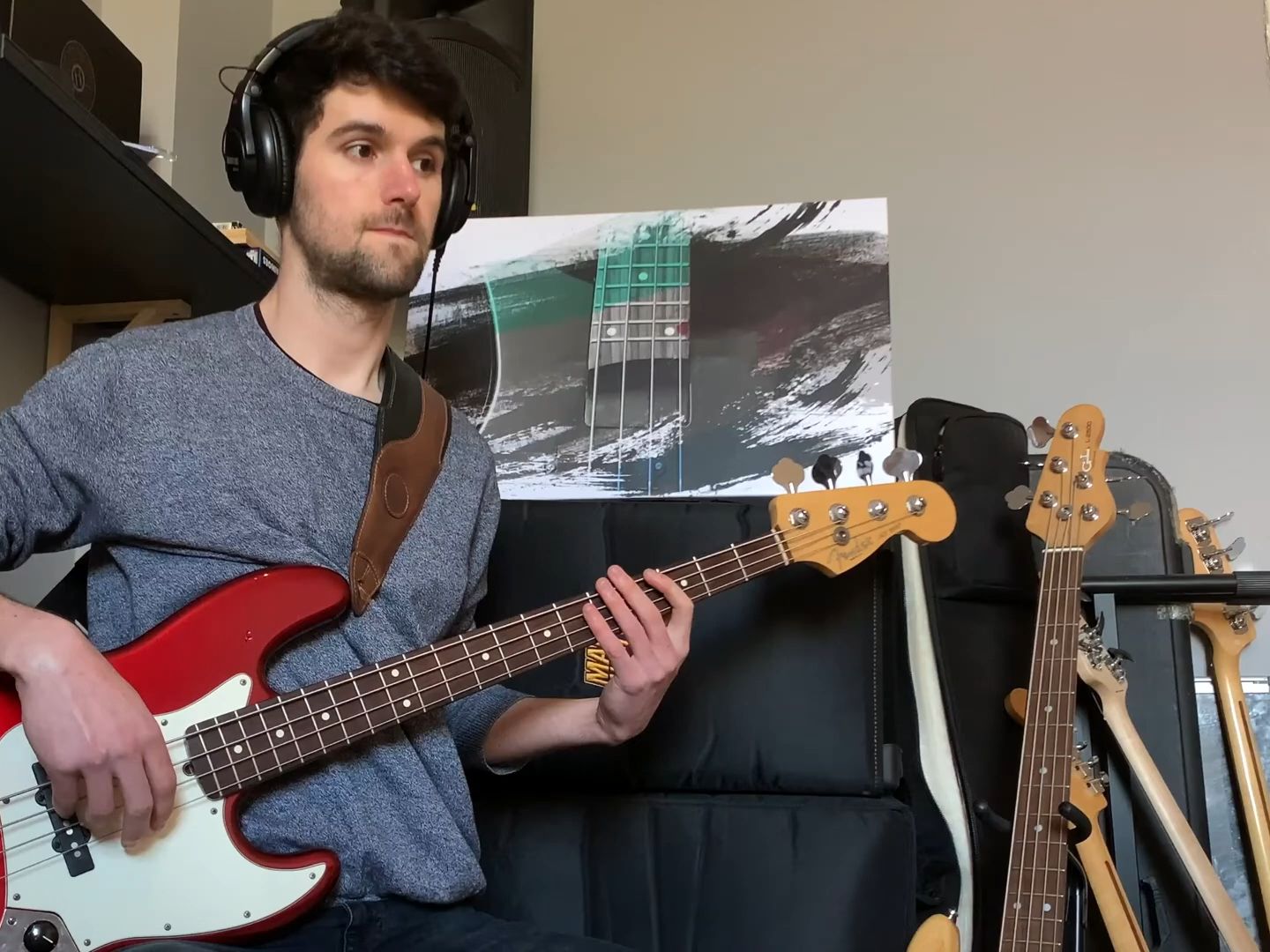 bob marley & the wailers - could you be loved (bass cover) bass