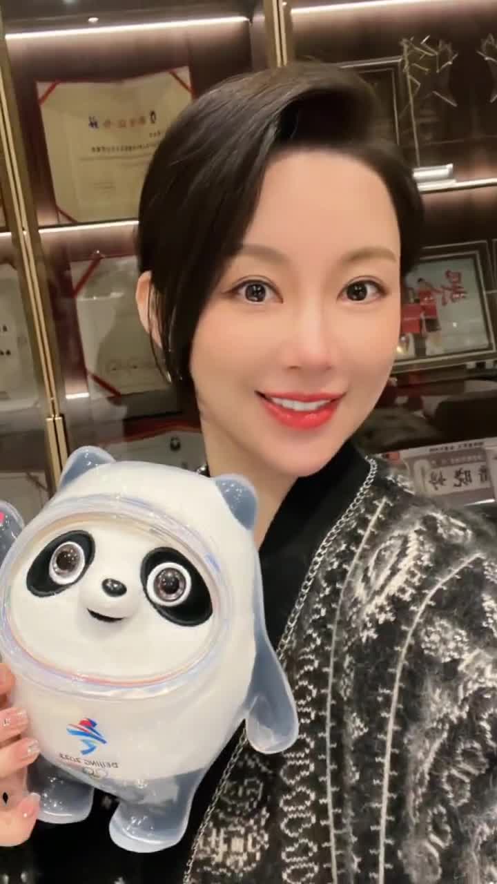 九球天后#气质女神 #潘晓婷(照片来自@潘晓婷 )