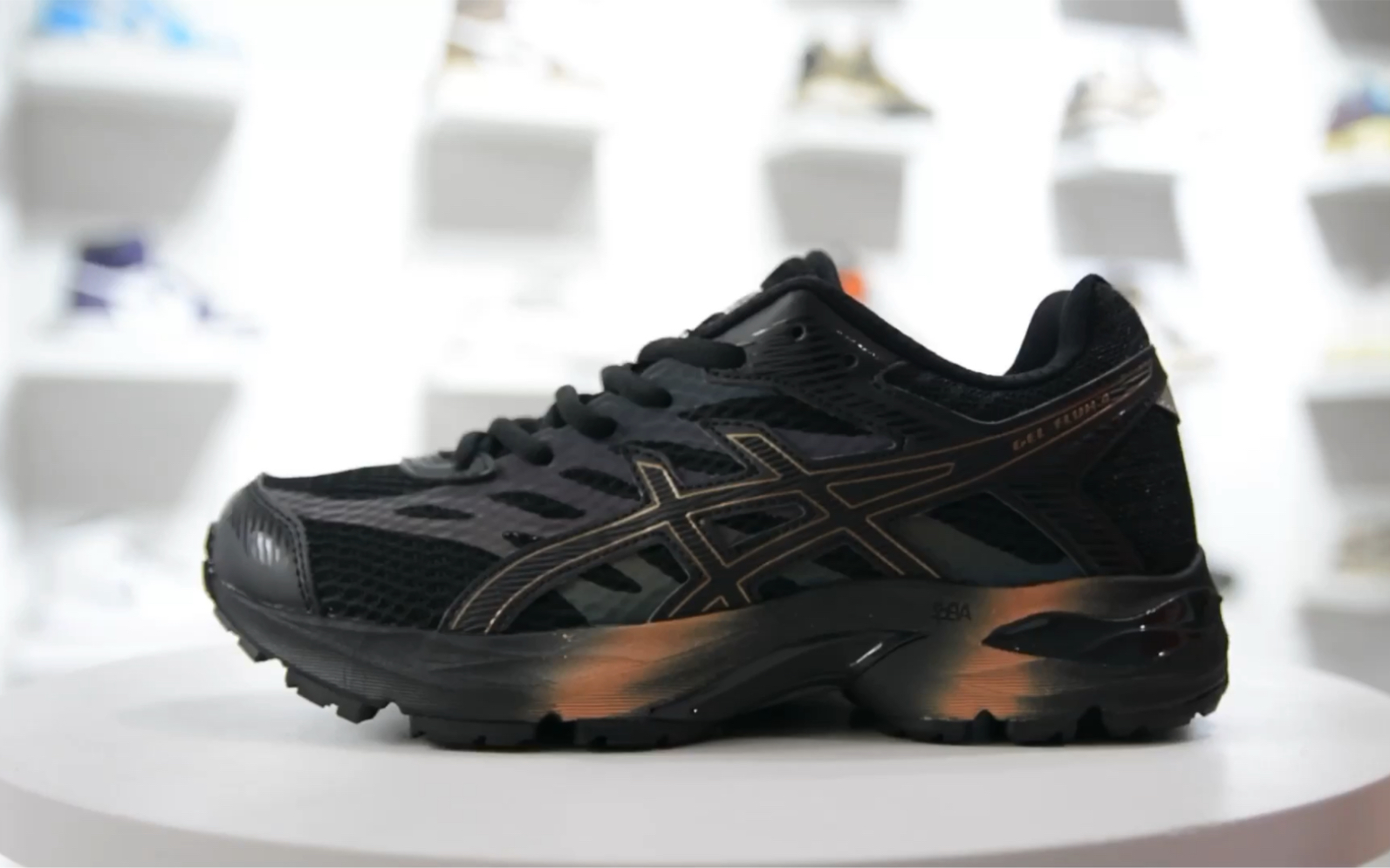 【权威实拍】asics gel-flux 4 复古跑鞋 黑铜