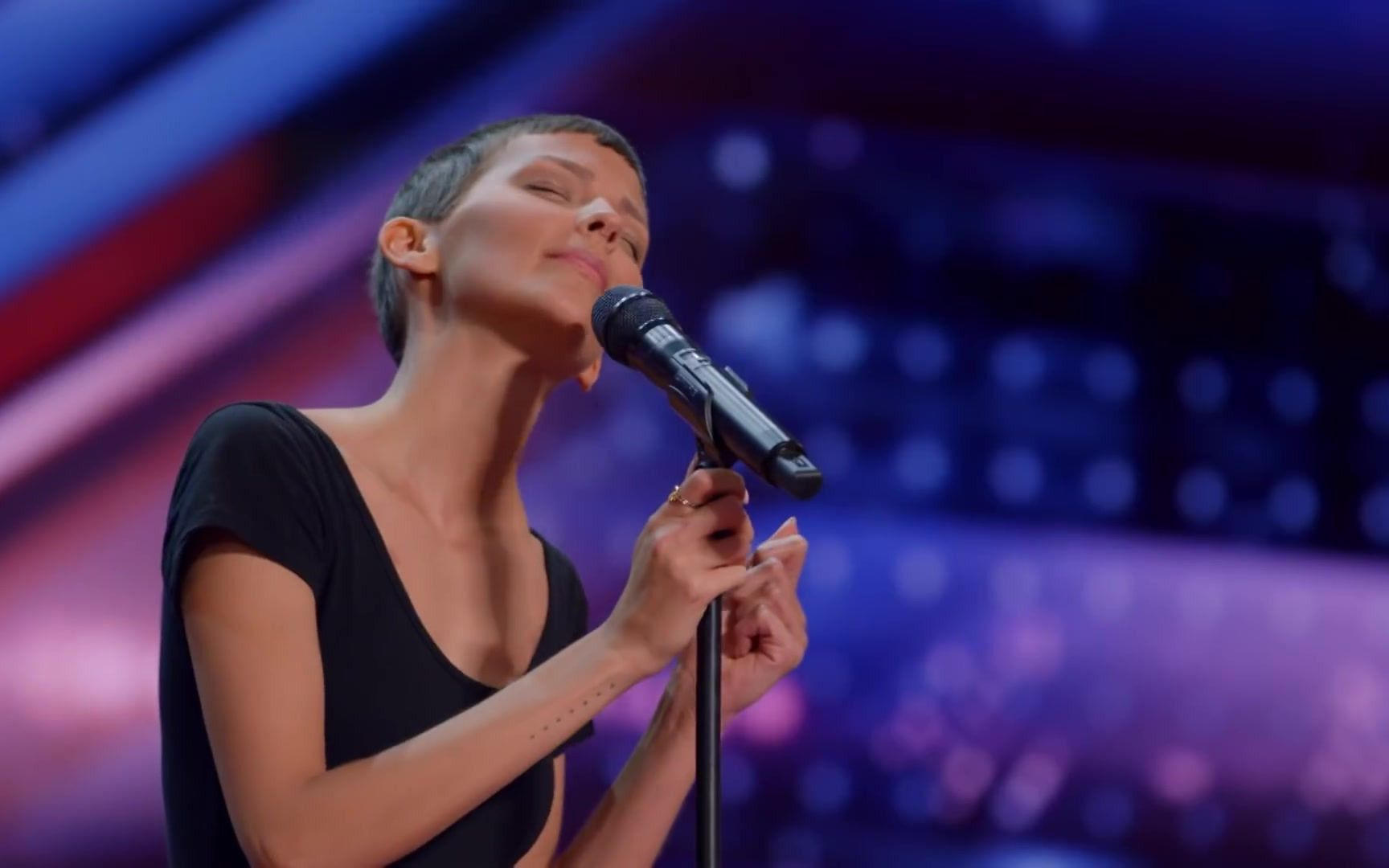 【2021年美国达人秀】黄金按钮!乐观抗癌歌者感动全场~(原创中英双字)