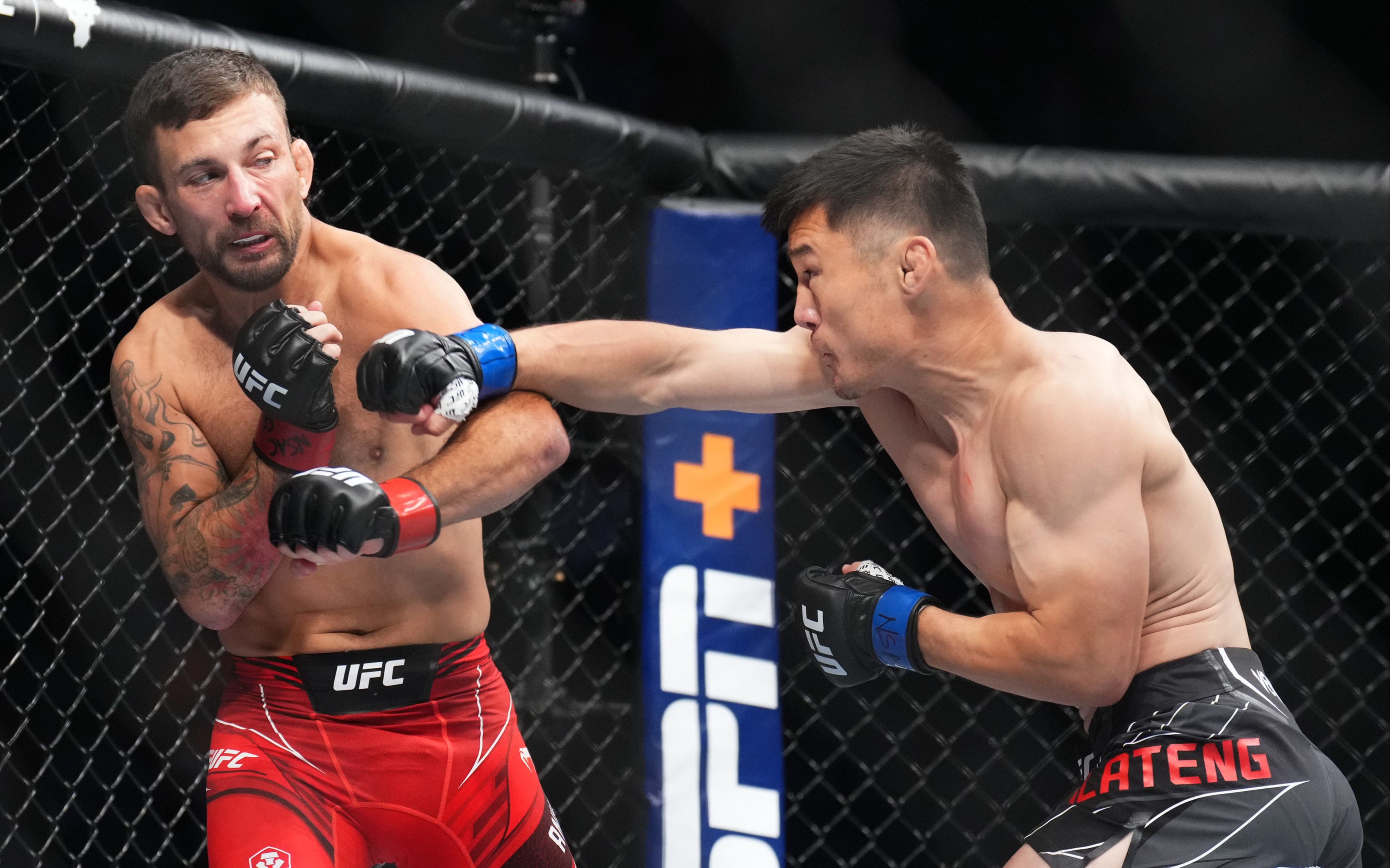 【UFC279】精华慢动作:阿拉腾黑力多次重击打晃安海利格【镜头回放】哔哩哔哩bilibili