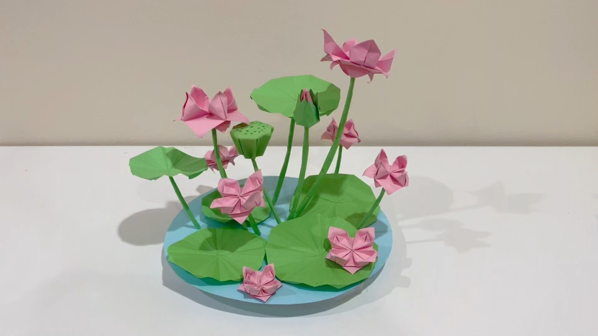 荷花池折纸教程 how to make an origami lotus pond