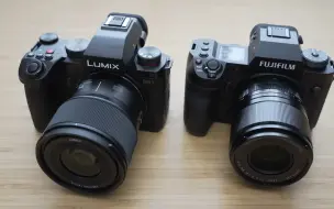 Télécharger la video: Panasonic S5 II vs Fujifilm X-H2 - Hybrid Comparison