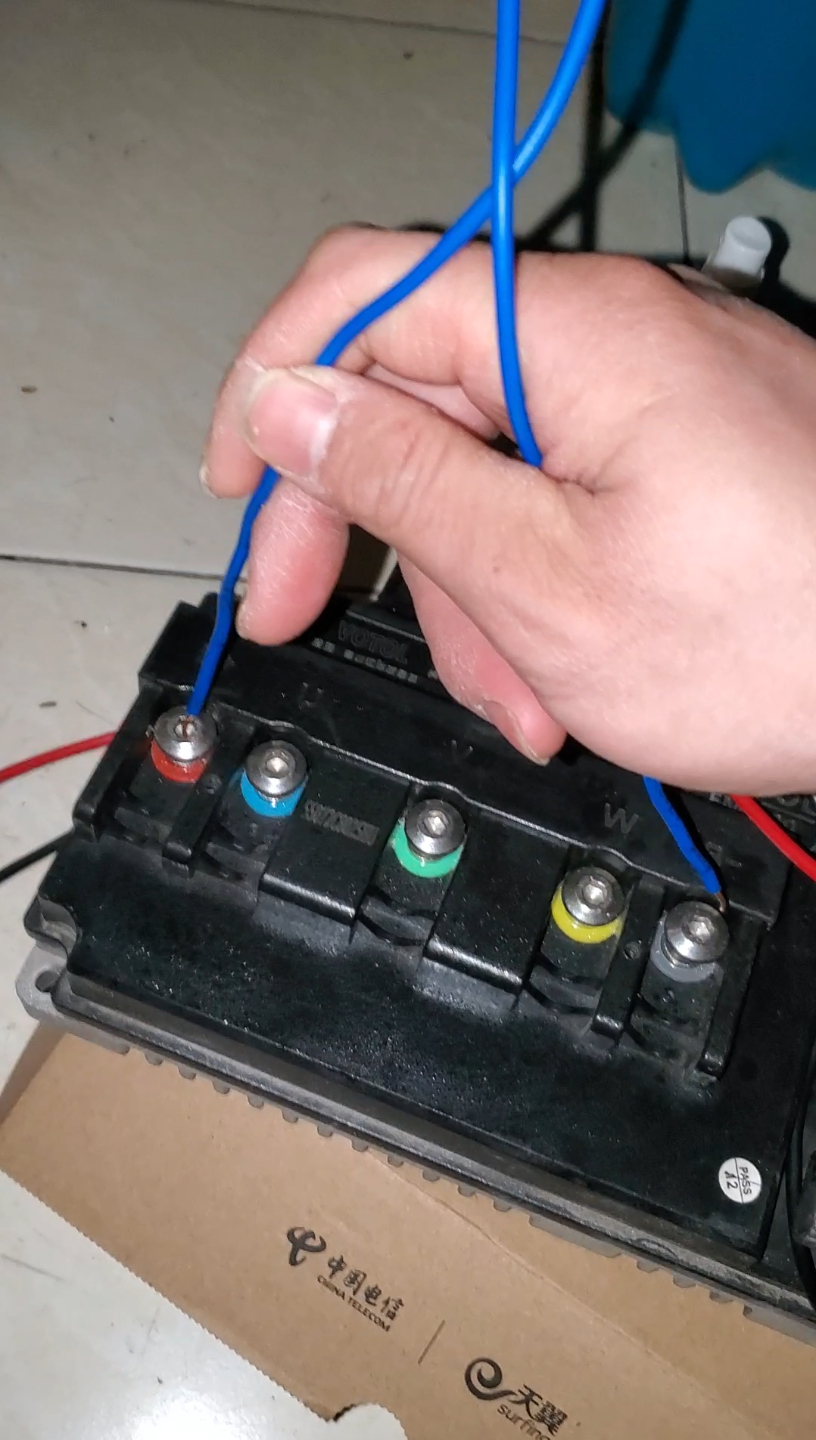 蓝德72230 em100 用万用表判断硬件好坏 二级体值_哔哩哔哩_bilibili