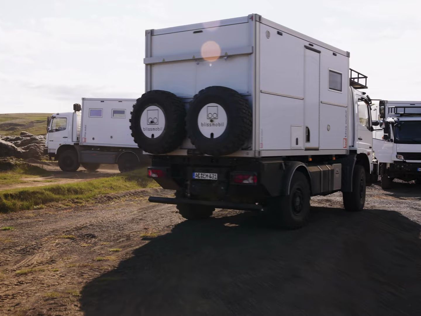 bliss mobil越野房车 - 租赁团冰岛探险2023