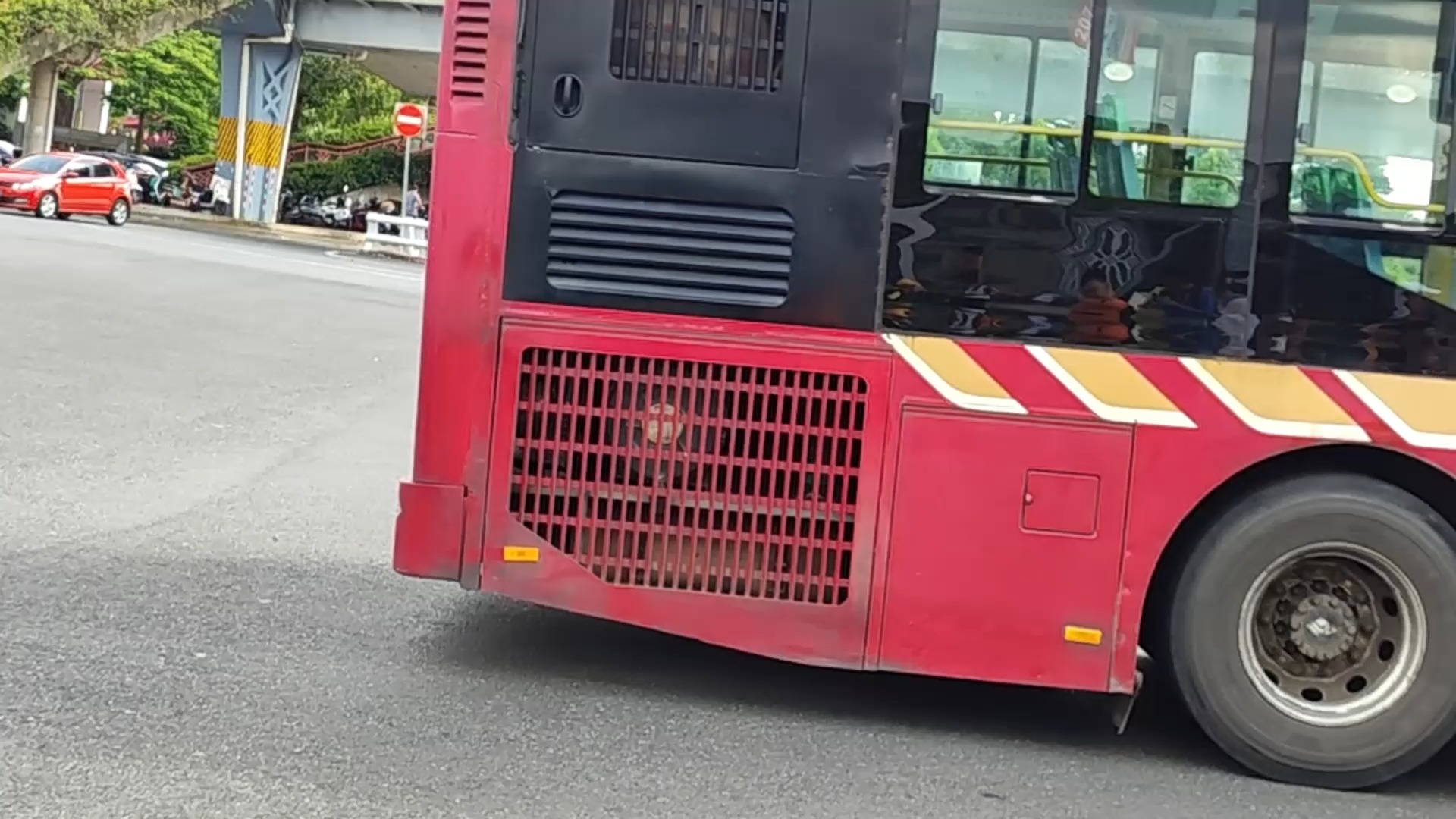 【巴士动力包车】南宁白马公交n-1259号车 & 南宁白马