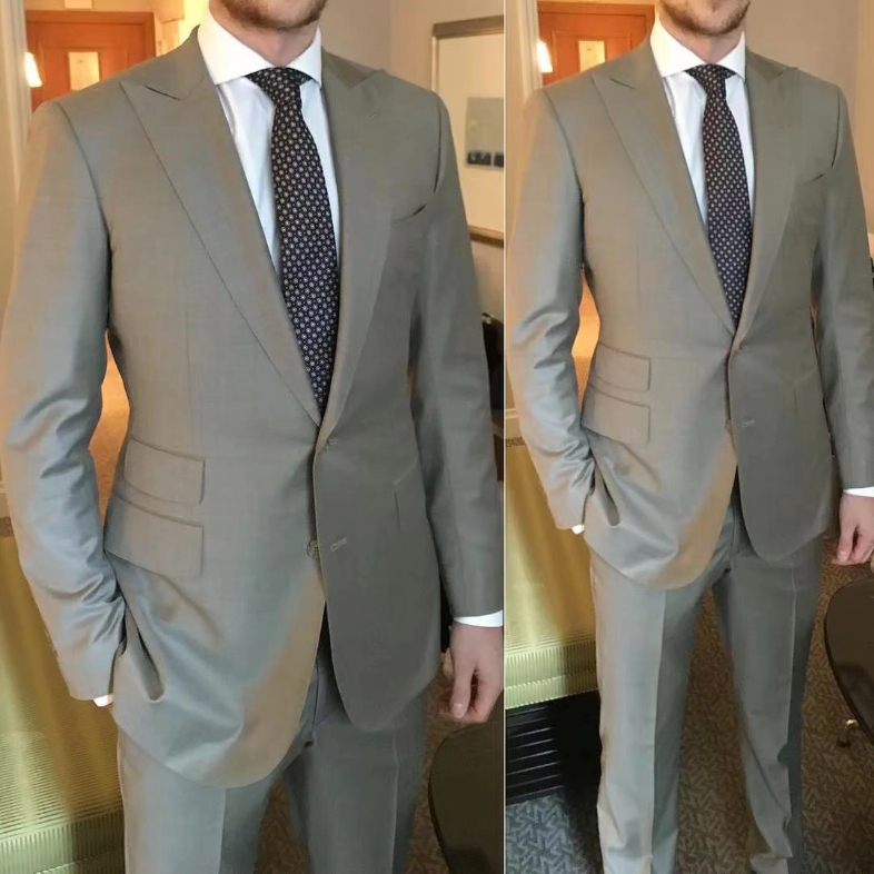 高级职场通勤穿搭-豆绿色西服套装分享