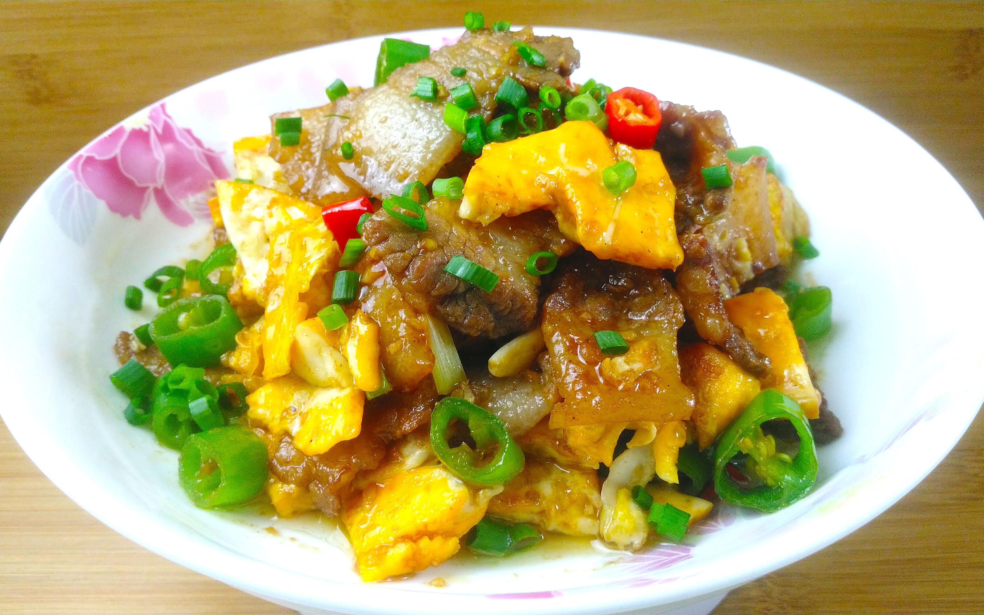 农家一碗香非常好吃超级下饭,做法也很简单,一看就学会