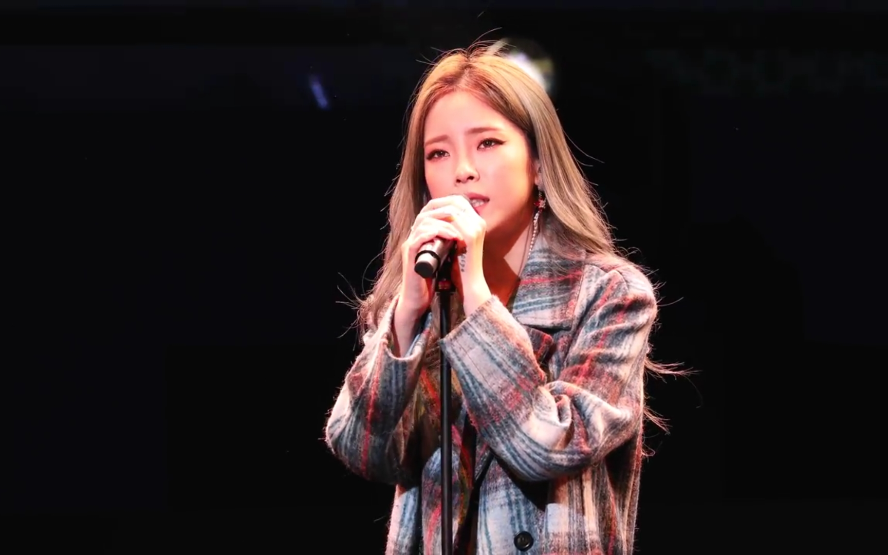 【heize】dont know you饭拍 171210_哔哩哔哩 (゜-゜)つロ 干杯