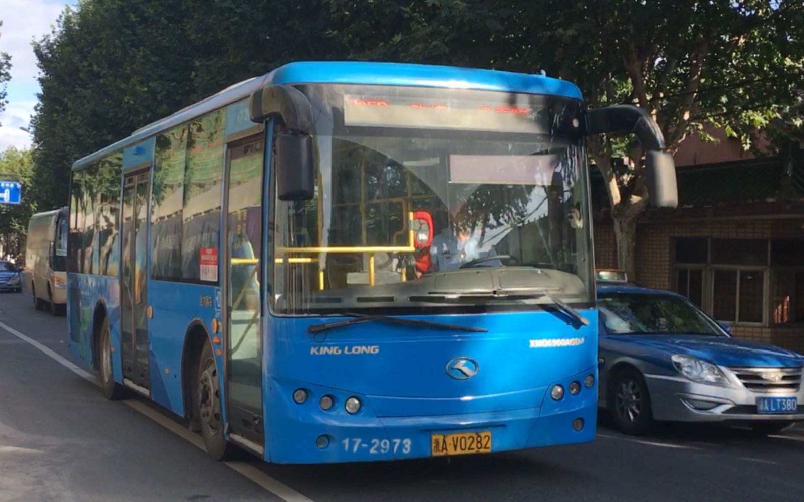 【杭州公交】萧山公交 xmq6900agd4 735b回场车 17-2973