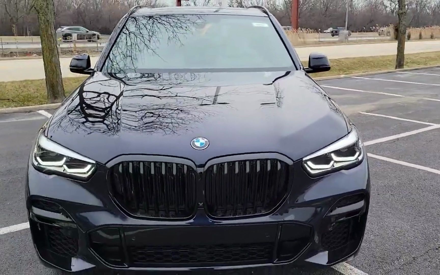 新车鉴赏|2023款宝马x5黑色,外观与内饰展示