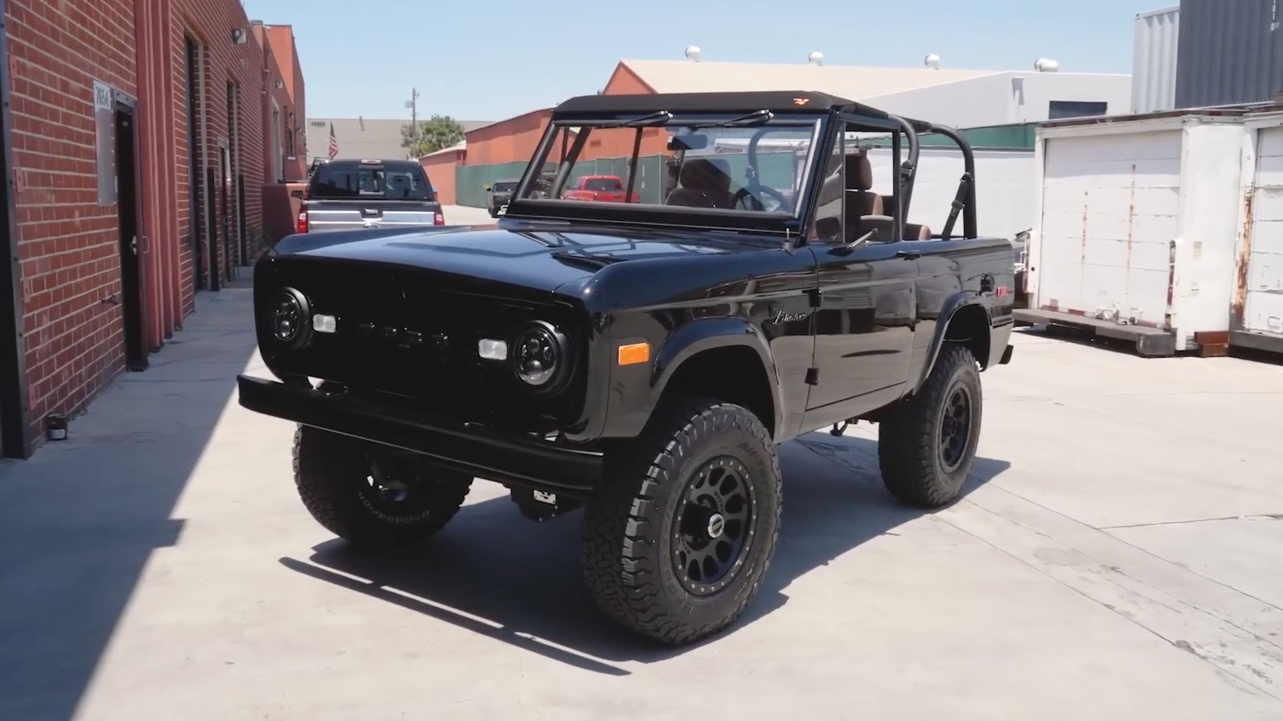 极致翻新1960款福特烈马bronco