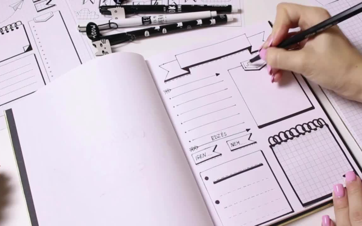 【youtube搬运】超棒简笔画bujo分享 Bullet Journal [MAGYAR] 2017 Okt㳢er哔哩哔哩bilibili