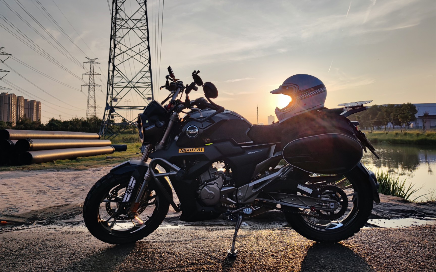 新手骑上心爱的摩托车晨练,居然看到这一幕(启典150g2晨骑)_哔哩哔哩