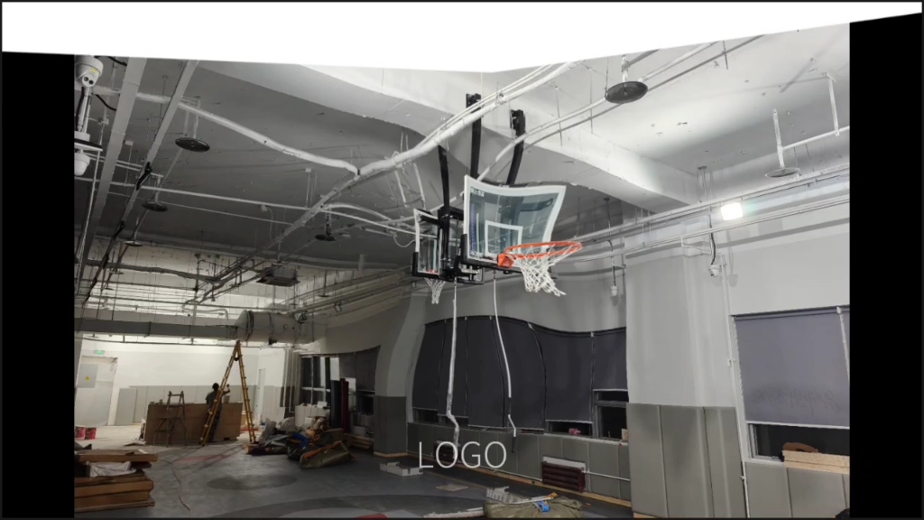 儿童悬挂篮球架安装完毕啦