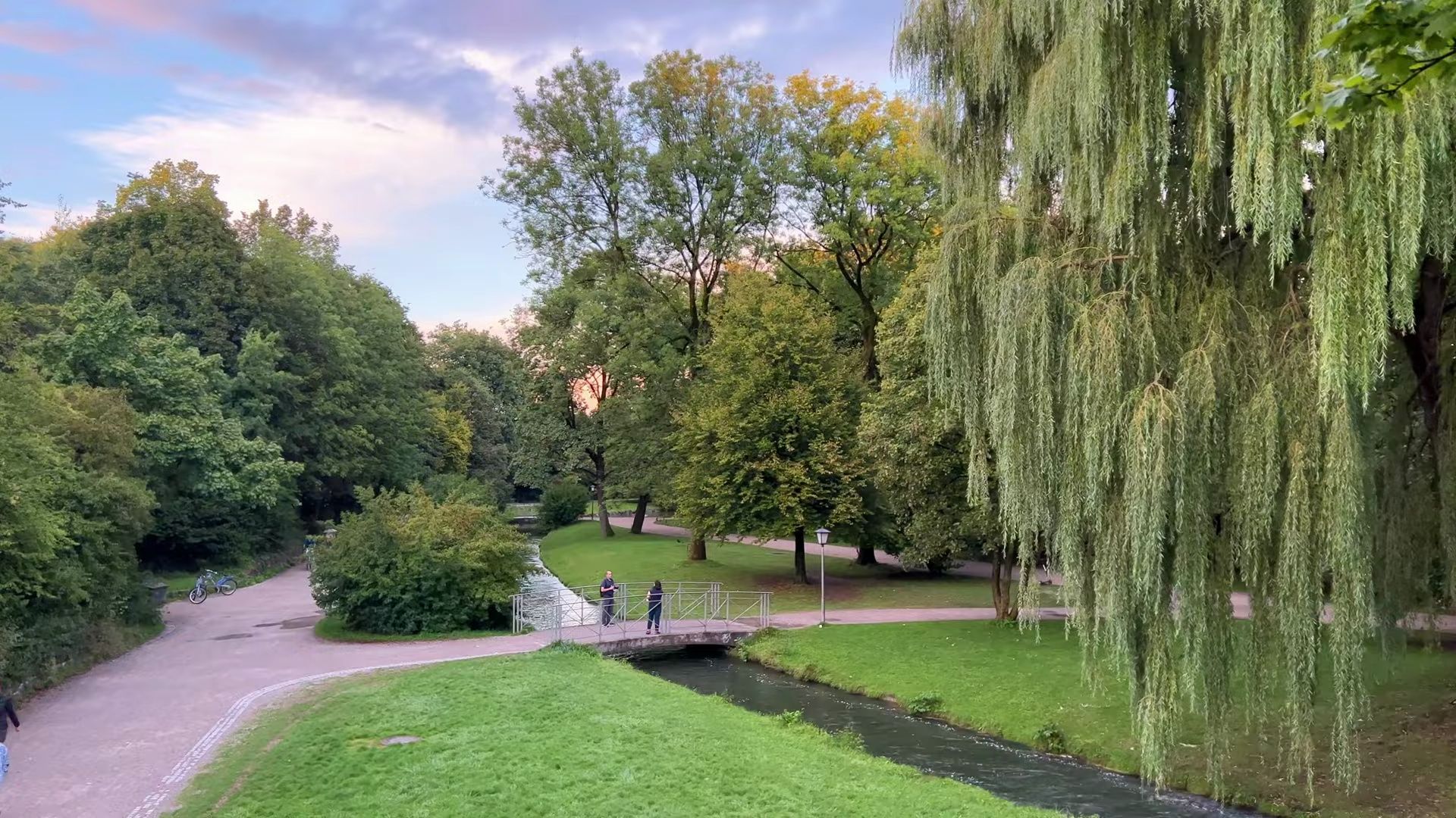 德国慕尼黑雨中漫步