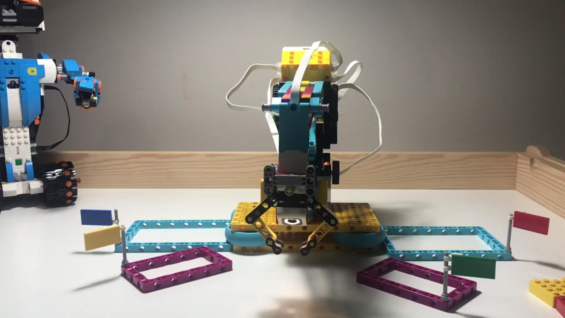 乐高spike-颜色分拣机