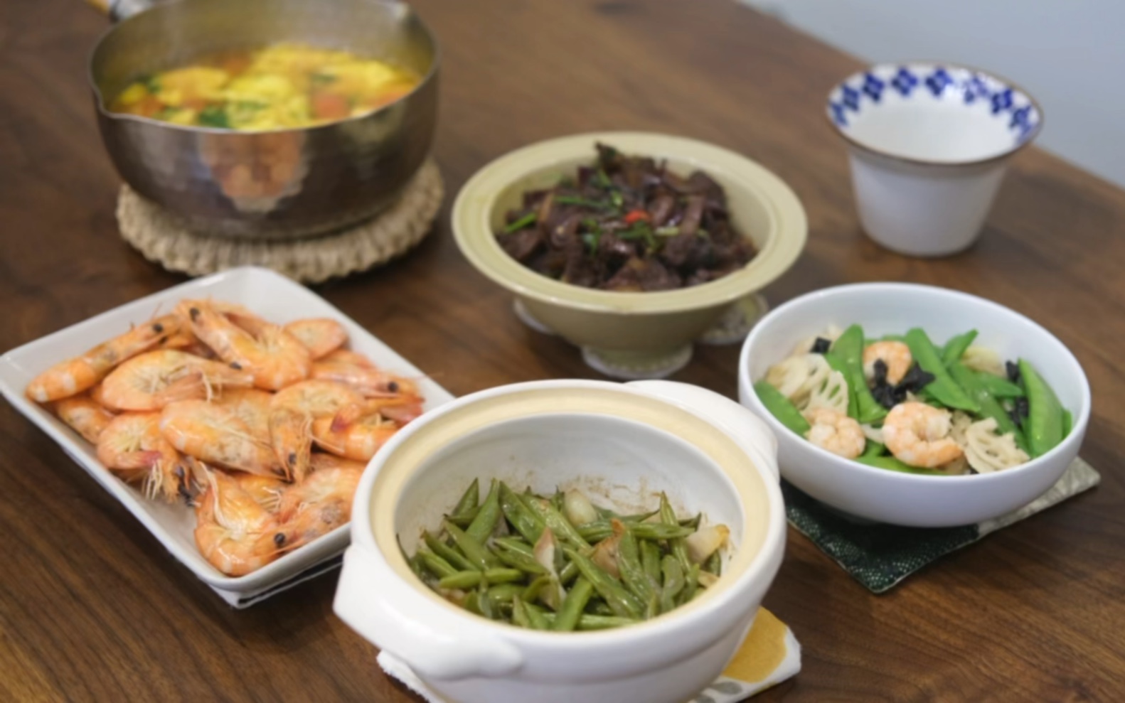 秋天的餐桌～平时上班太忙,只有周末有空给家人料理一桌饭菜