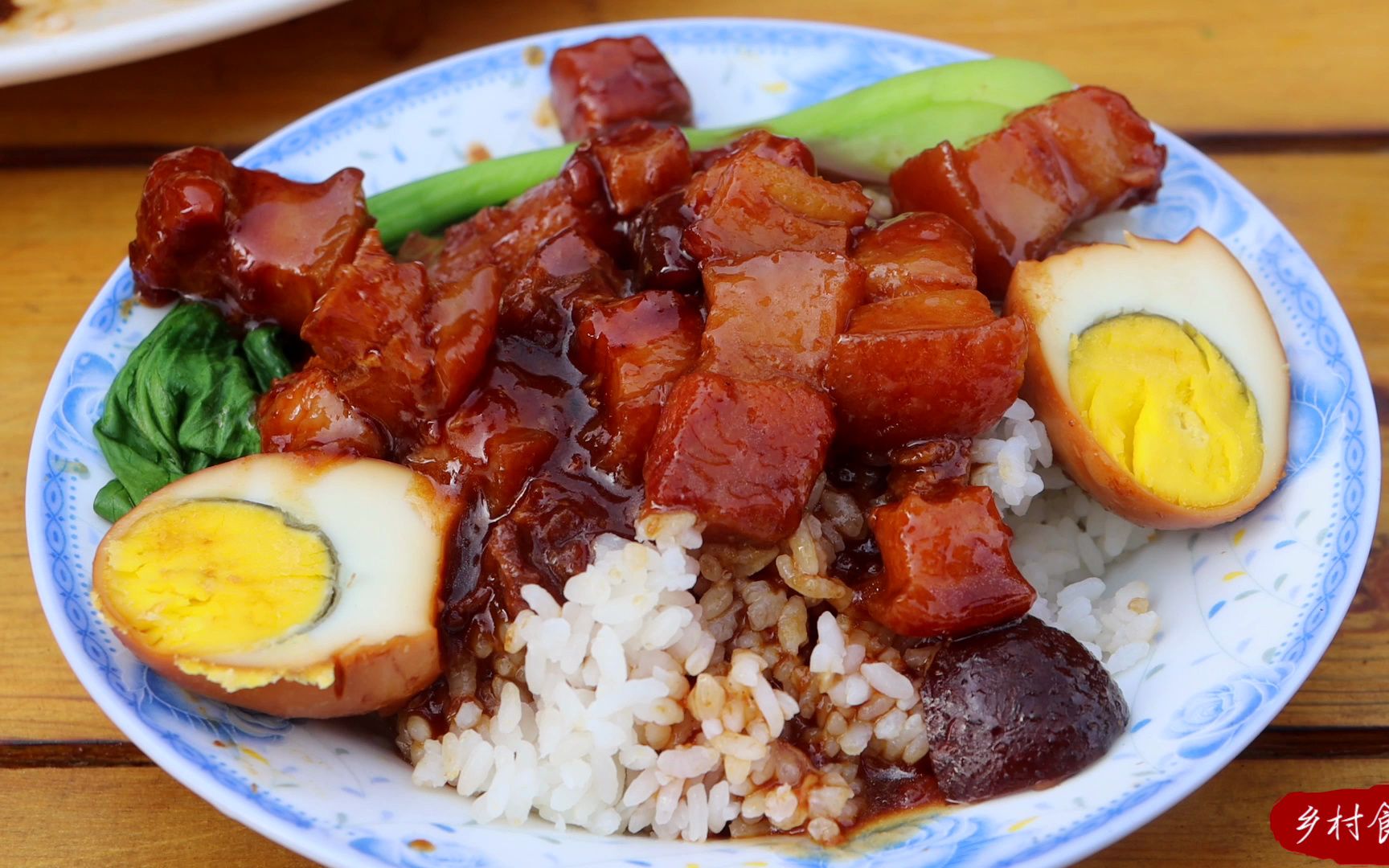 都说卤肉饭是红烧肉的兄弟,今天10斤肉一锅卤,味道果然名不虚传