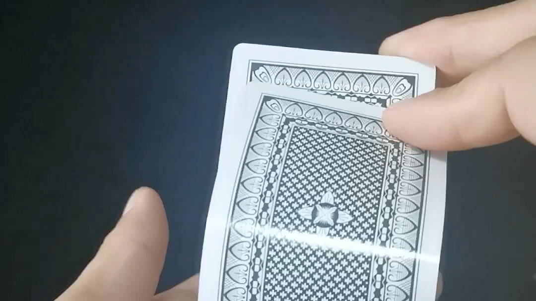 全世界最简单的飞牌一分钟学会