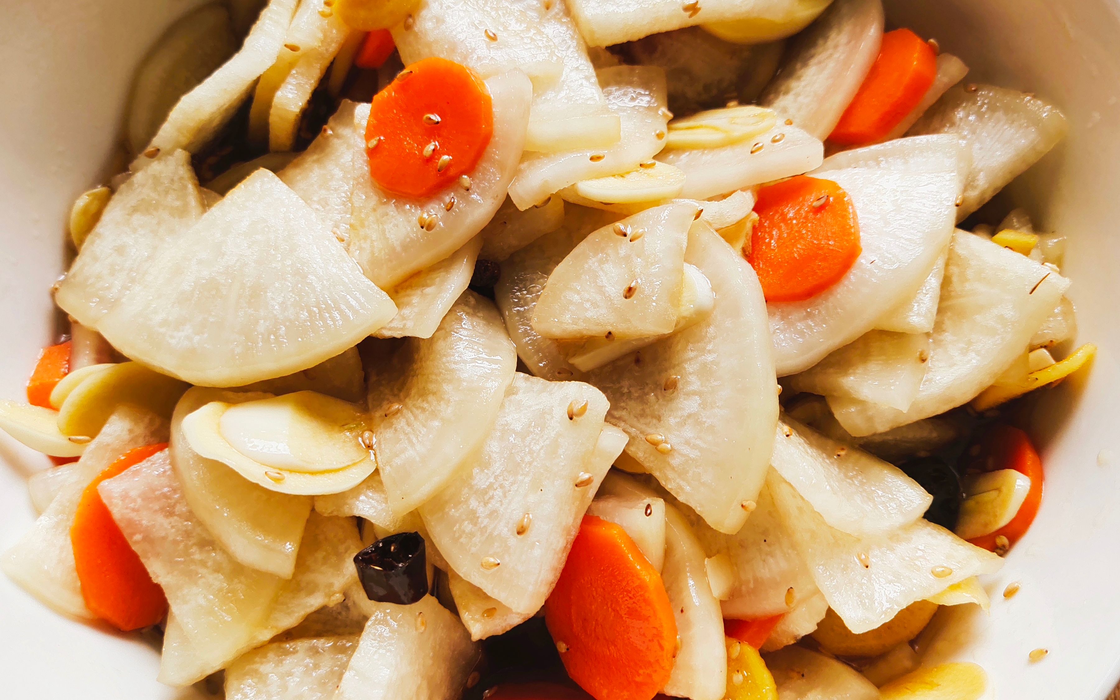 腌白萝卜的技巧,白萝卜最快腌制方法,酸酸甜甜,清脆爽口,当天就能吃