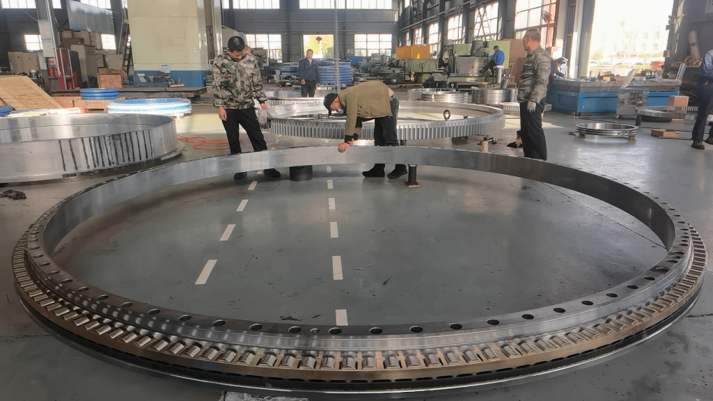 高端配备研发继续发力 重工配备集团再添“国际首制”