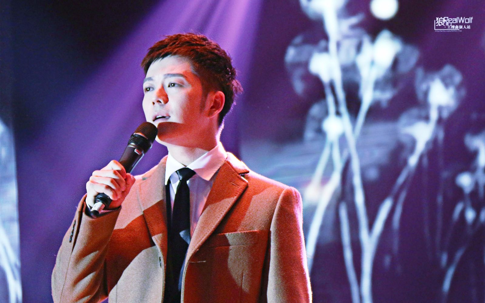 【160924王栎鑫最好的我们互动演唱会】当我不在你身