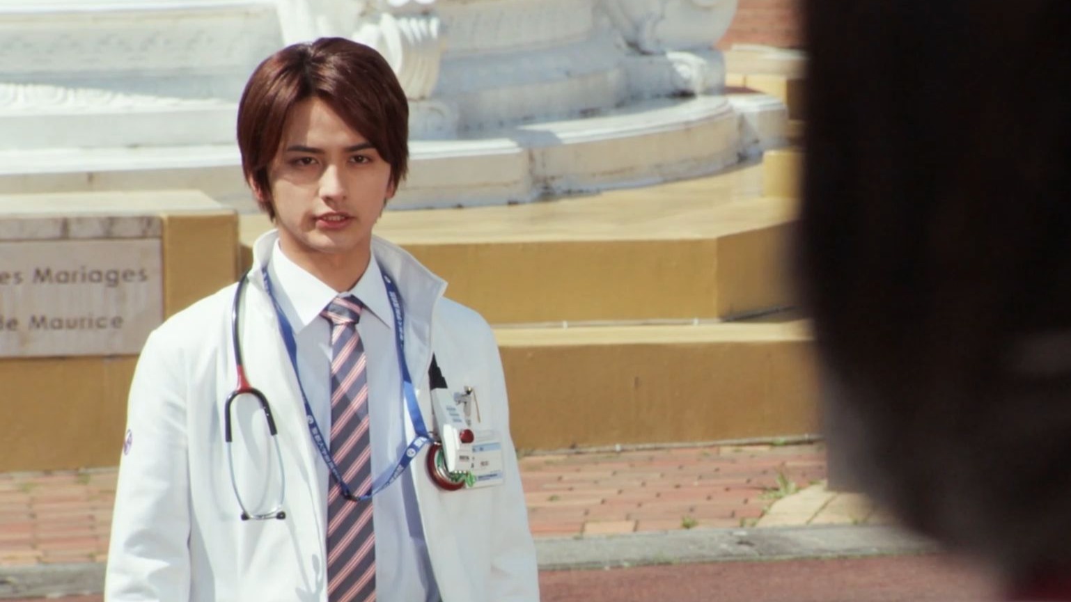 镜飞彩在tv里的no thank you