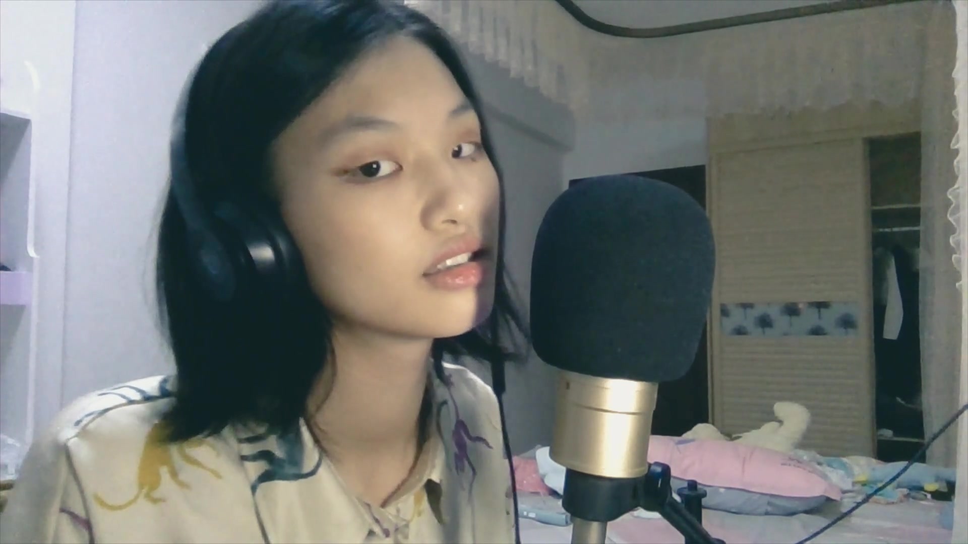 欧美烟嗓突然唱起粤语什么感觉有被自己吓到心淡容祖儿彭羚