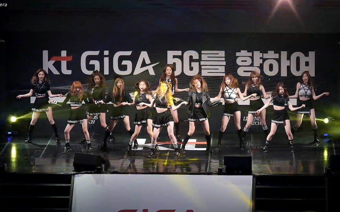 [图]160220 宇宙少女 12人 - Catch Me (KT GiGA Legends Match)