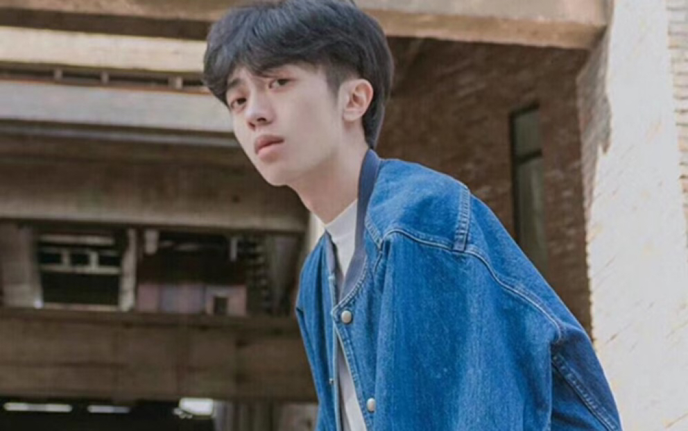 祥子啊得到了b站引爆共鸣奖黑猫厨房为我颁奖了