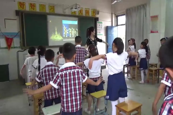 [图]【获奖】人教版小学音乐一年级上册_彝家娃娃真幸福-秦老师优质课视频教学公开课