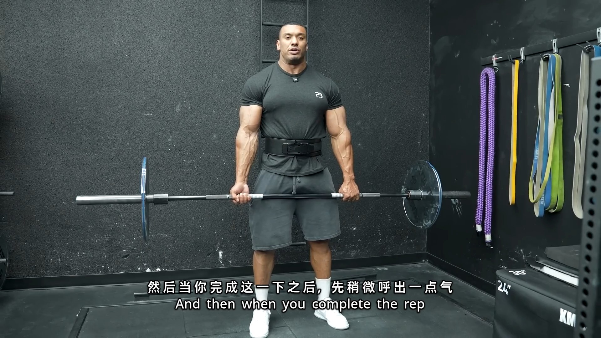 这些硬拉错误动作会让你受伤！
