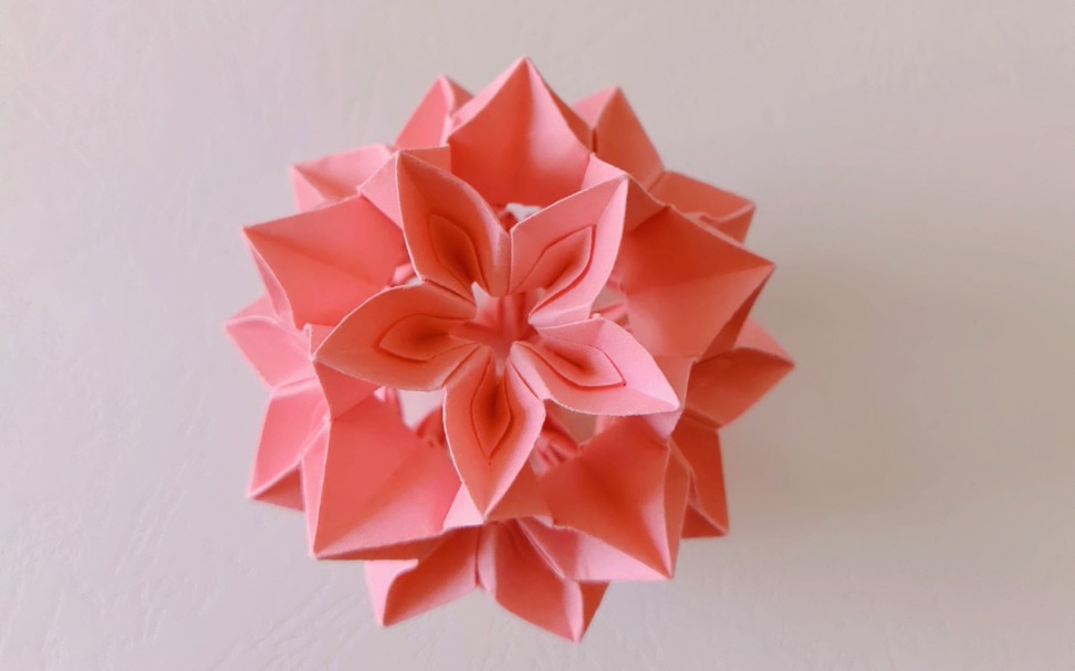 粉嫩的樱花花球