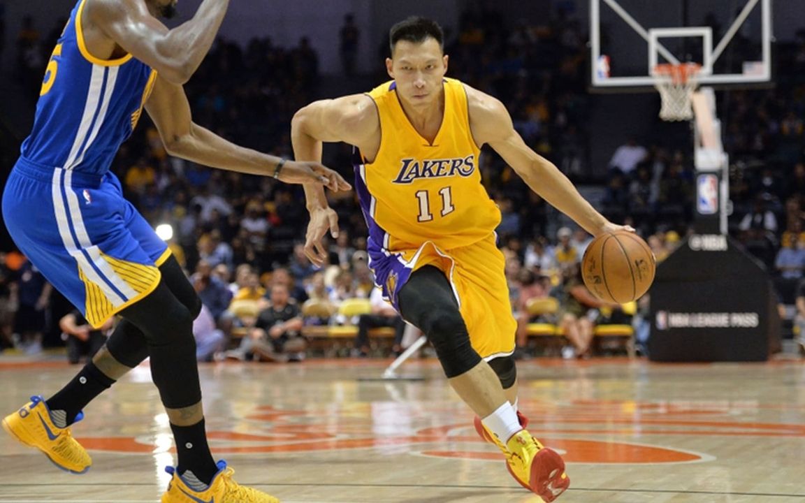 齐小侠说球 | 揭秘湖人裁掉易建联真因:阿联主动提出解约