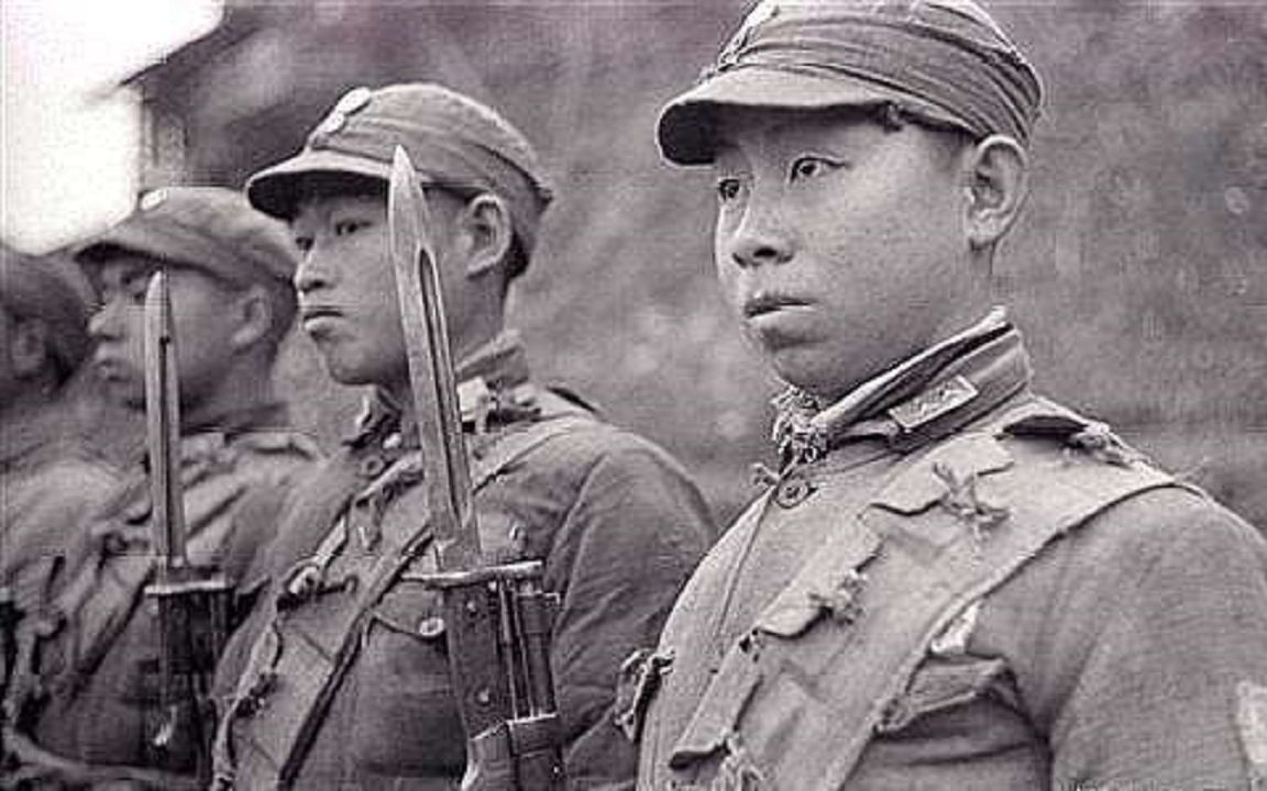 曾经的滇军有多强10万人中没有一个叛徒军长拿刺刀上战场