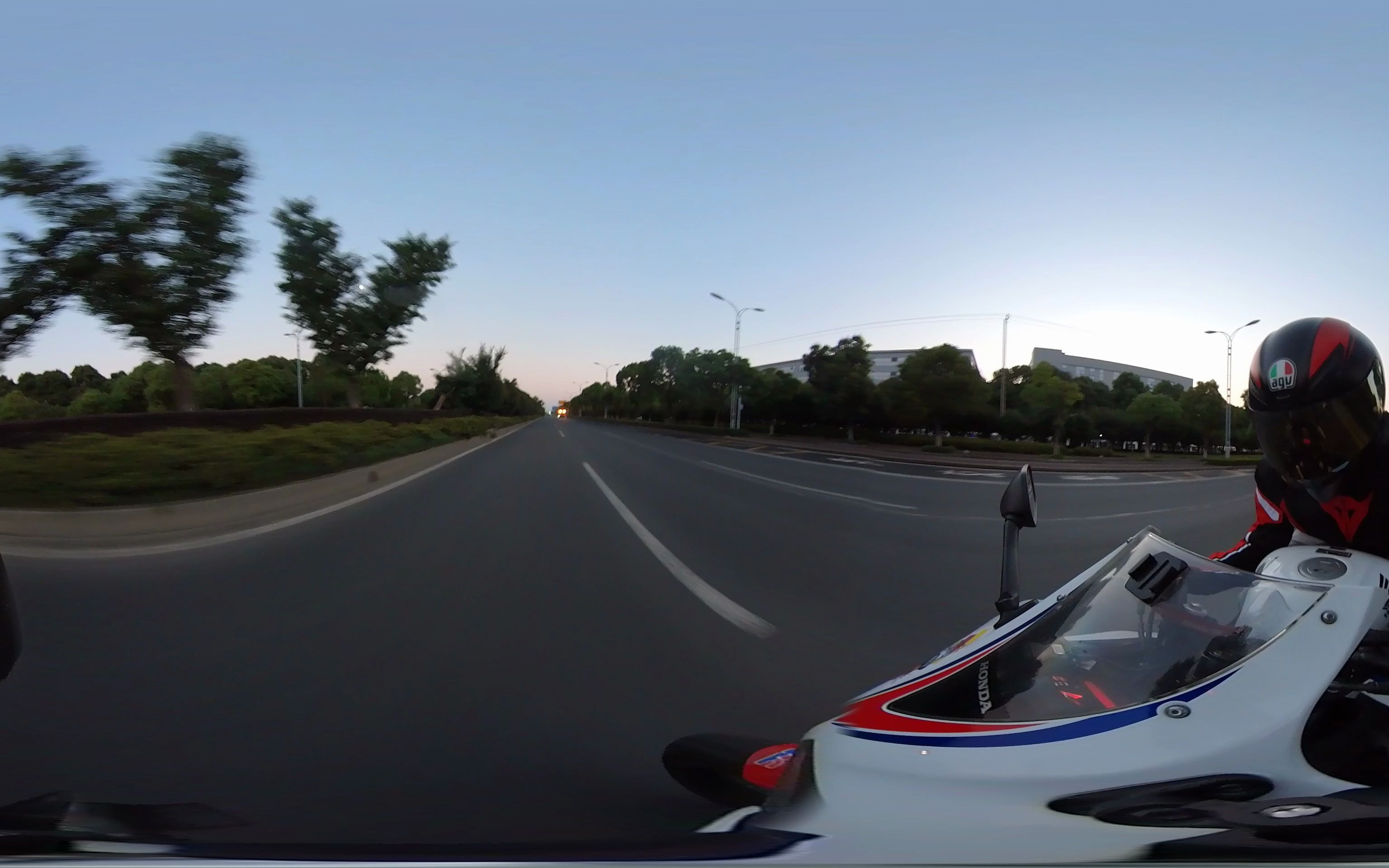 vr 360度全景 云骑车 本田cbr300r 大直线