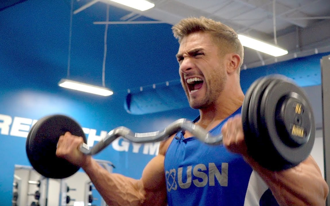 性感肌肉ryanterry的3大手臂运动