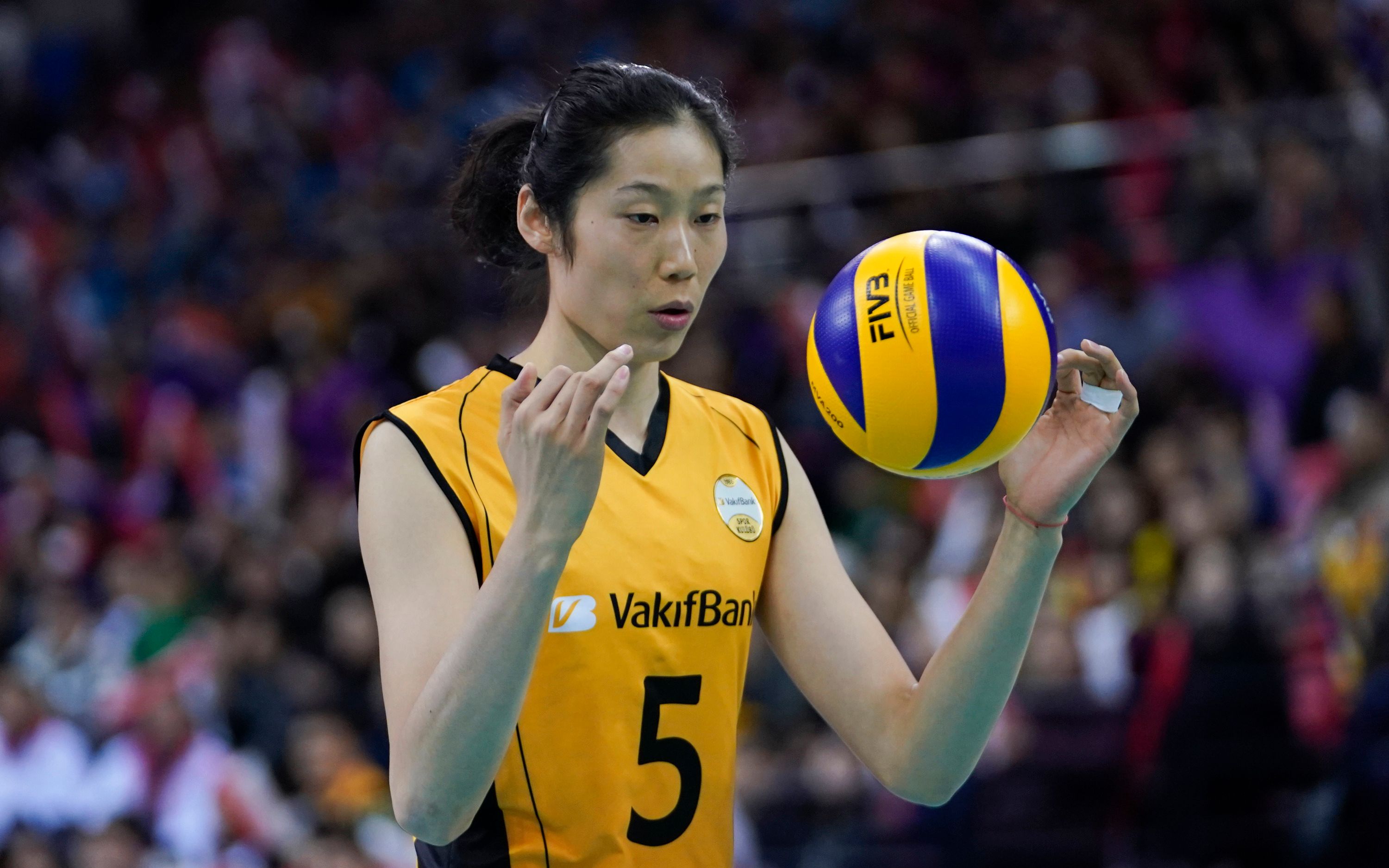 朱婷领衔21分,土耳其瓦基弗银行女排夺得2018年世俱杯冠军_哔哩哔哩