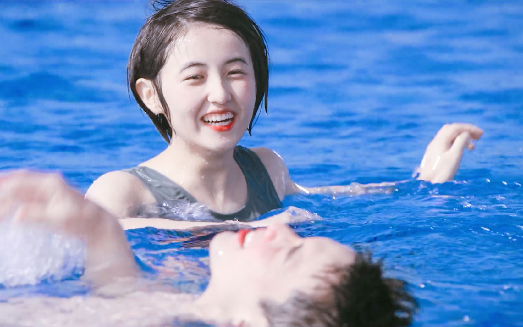 【吴磊×张子枫】盛夏光年丨roman holiday_哔哩哔哩_bilibili