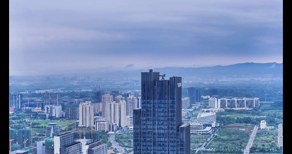 成都新川,蓬勃生长