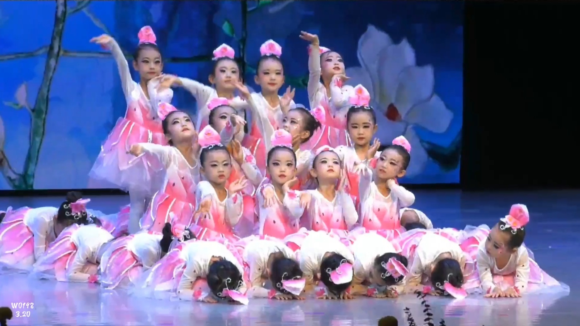 六一元旦节目 儿童舞蹈《玉兰花开》