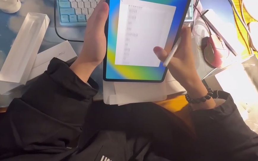 【沉浸式开箱】iPad Pro 2022 11寸灰色及Pencil 2代哔哩哔哩bilibili