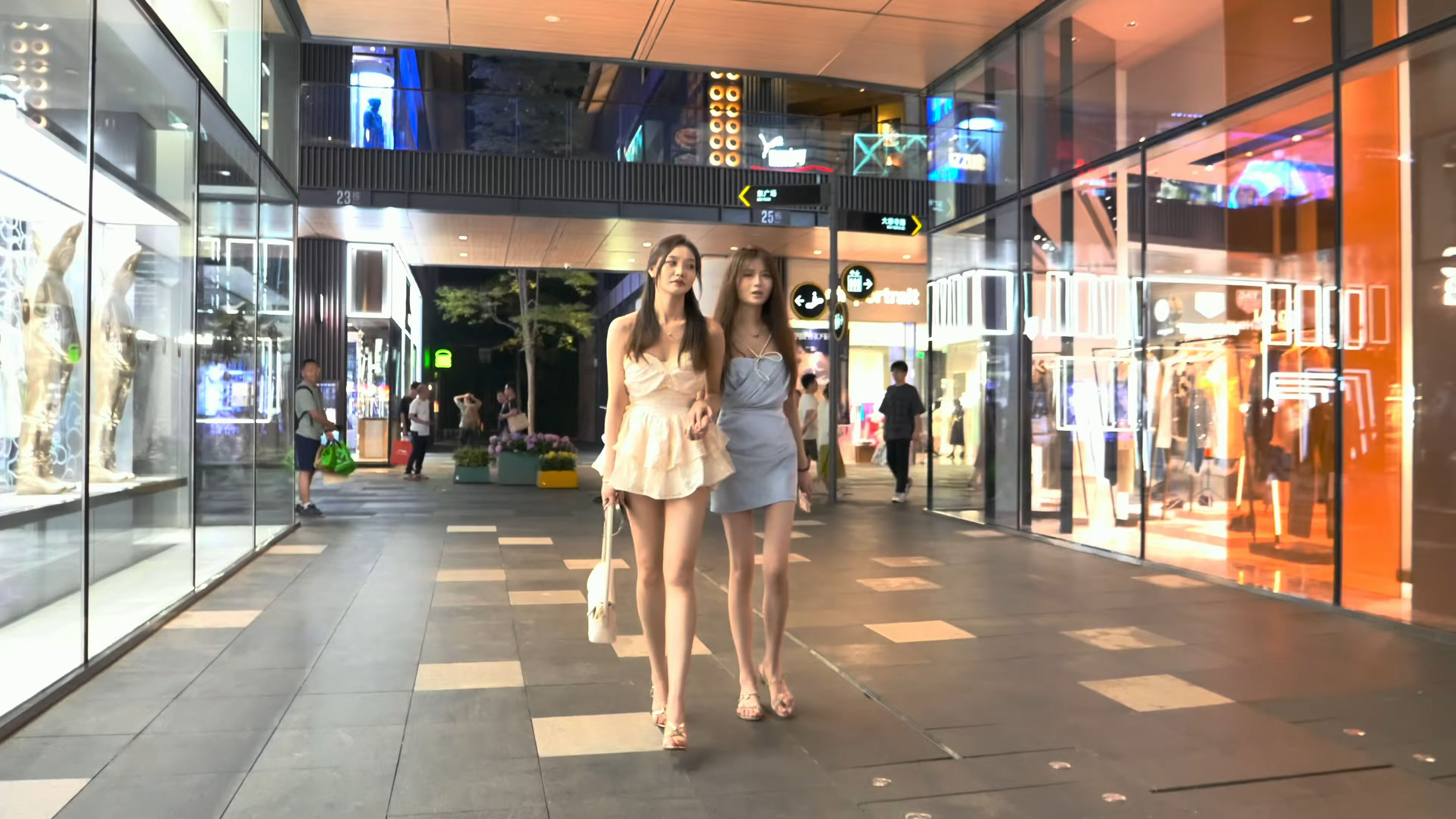 太古里街拍摄影教程博主，技巧大全