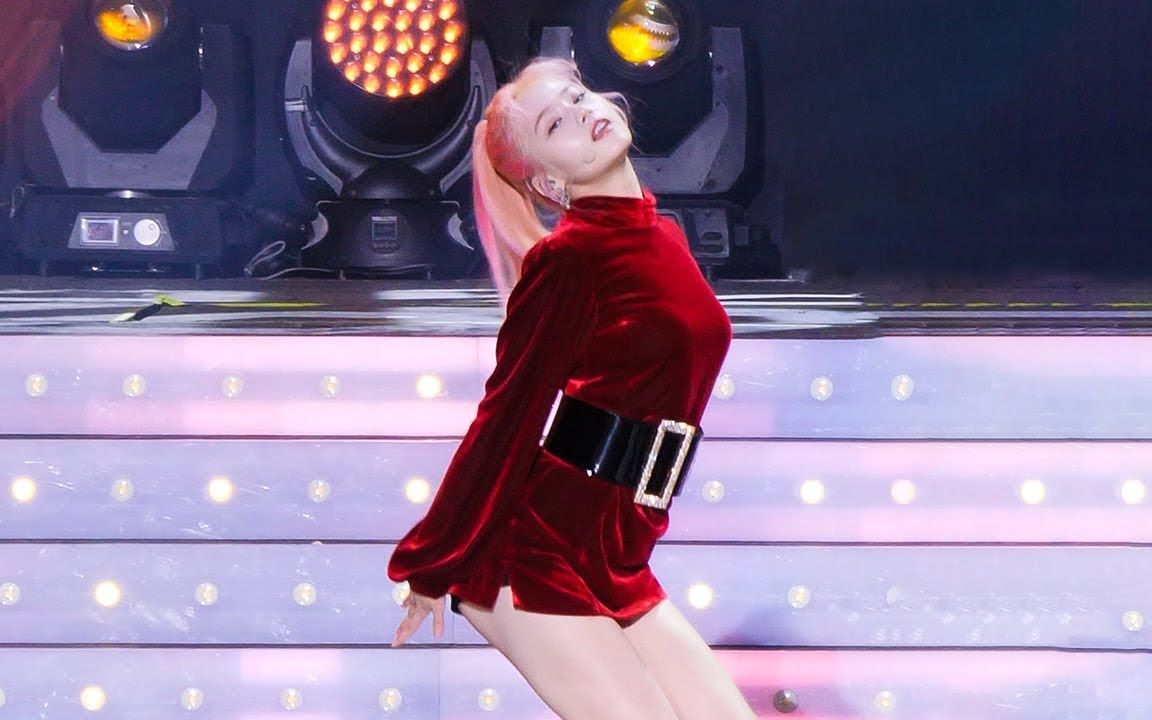 红衣粉发高马尾干净利落滴美78sana凑崎纱夏78191006feelspecial