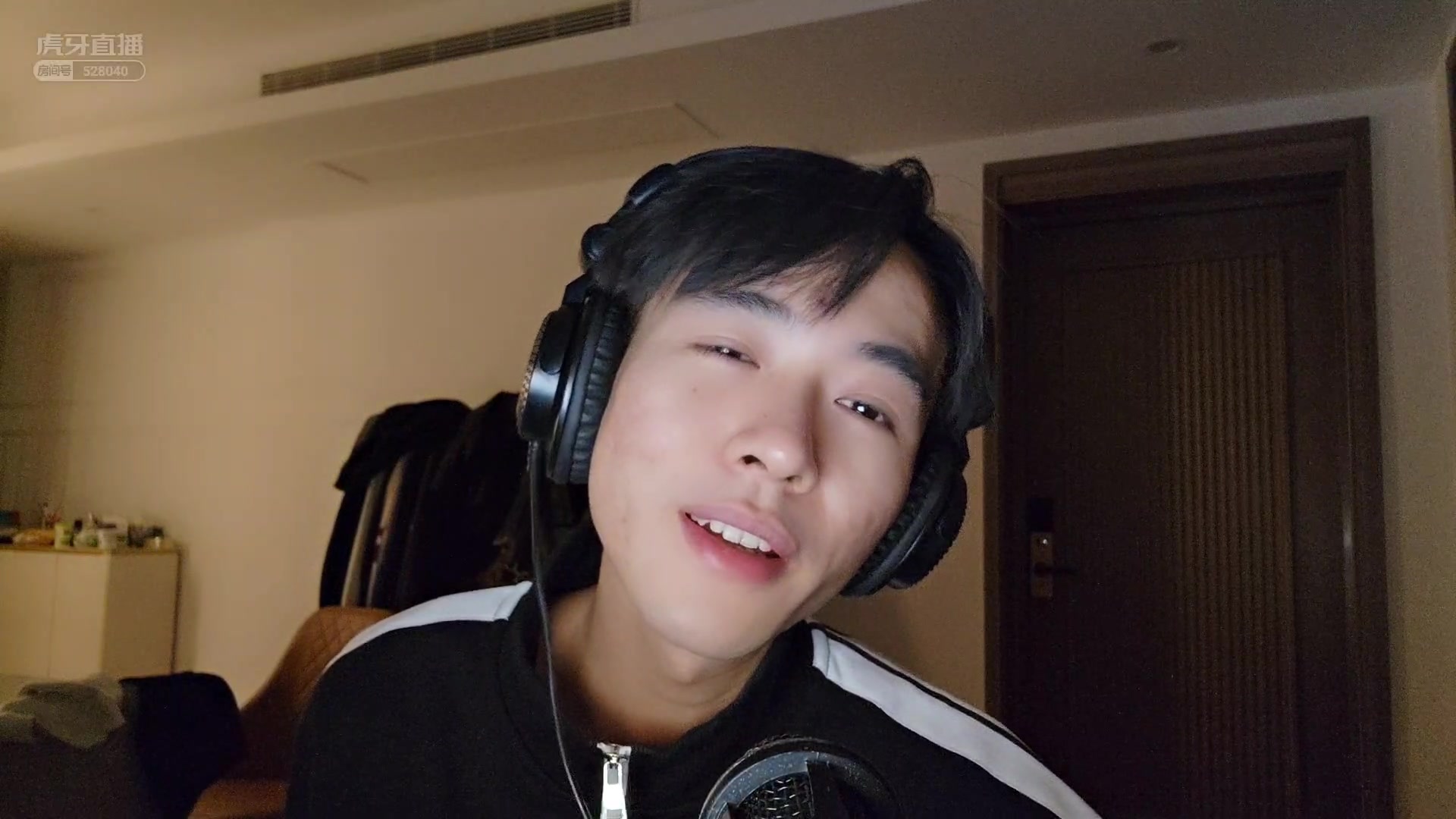 【子圣-798朗直播回放】 子圣-798朗直播回放 2022-11-05 05:33:38