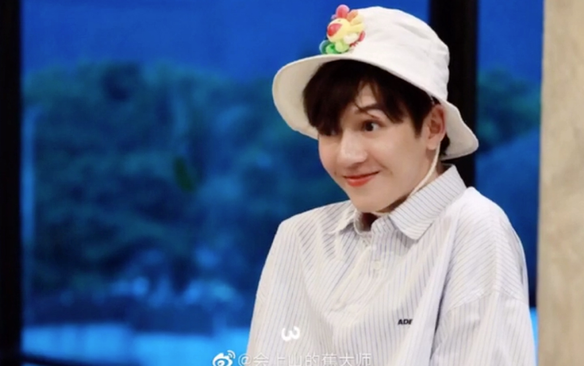 小地球可爱起来,我都自愧不如呀,我要是九哥我可经不住考验.