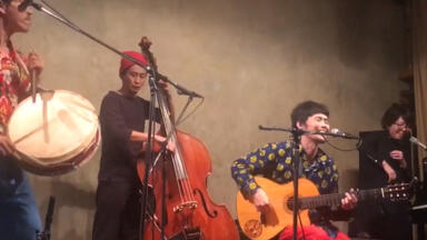 中村佳穂- 口うつしロマンス（突然うたいだしたver.）_哔哩哔哩_bilibili