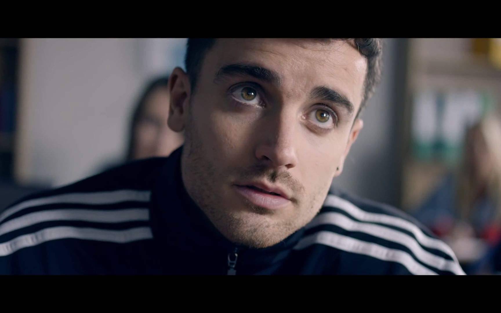 [图]【中英字幕】Hobbie Stuart - Someone To Love You (Official Video)