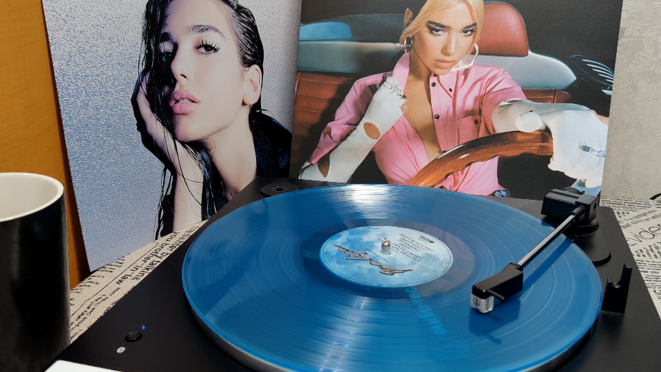 dualipa杜娃黎帕levitating乡愁蓝月亮